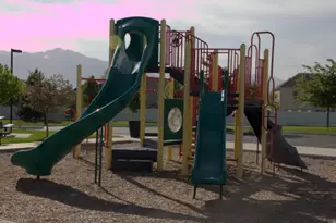 3285 W Black Hawk Dr, South Jordan, UT 84095 - Photo 52