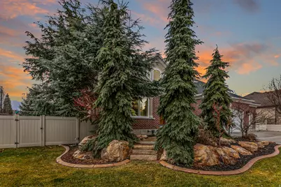 3285 W Black Hawk Dr, South Jordan, UT 84095 - Photo 4