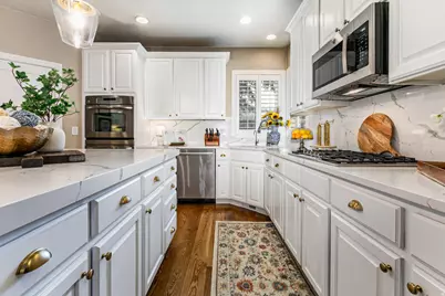 3285 W Black Hawk Dr, South Jordan, UT 84095 - Photo 16