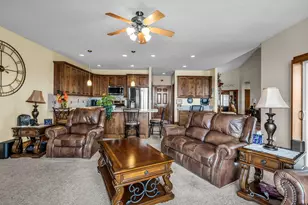 337 E Brayden Way, Draper, UT 84020 - Photo 2
