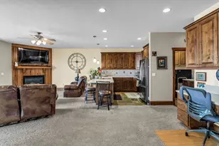 337 E Brayden Way, Draper, UT 84020 - Photo 6