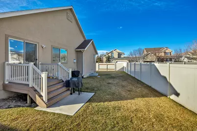 2242 N 2500 W, Lehi, UT 84043 - Photo 30