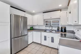 645 Swenson Ave, Springville, UT 84663 - Photo 4