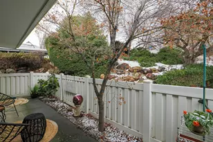 2278 E Carriage Ln S, Holladay, UT 84117 - Photo 28