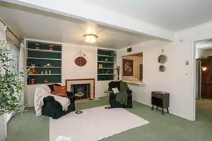 2278 E Carriage Ln S, Holladay, UT 84117 - Photo 12