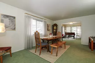 2278 E Carriage Ln S, Holladay, UT 84117 - Photo 6