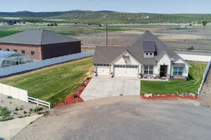 710 S Pine St, Panguitch, UT 84759 - Photo 2