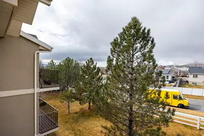 2101 N Morning Star Dr #C10, Saratoga Springs, UT 84045 - Photo 6