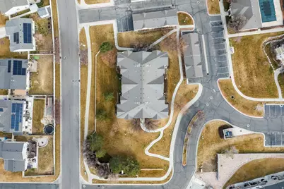 2101 N Morning Star Dr #C10, Saratoga Springs, UT 84045 - Photo 8