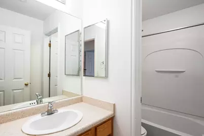 2101 N Morning Star Dr #C10, Saratoga Springs, UT 84045 - Photo 20