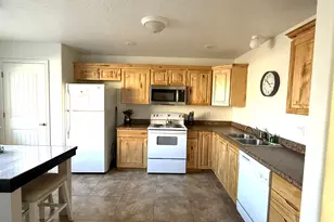 672 N 100 W, Vernal, UT 84078 - Photo 6