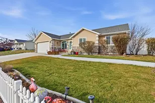 4055 S Lake Vista Dr W, Saratoga Springs, UT 84045 - Photo 1