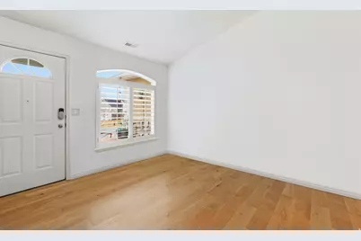 4055 S Lake Vista Dr. W, Saratoga Springs, UT 84045 - Photo 4