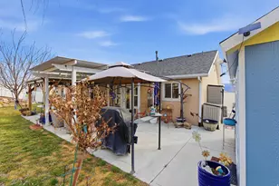 4055 S Lake Vista Dr W, Saratoga Springs, UT 84045 - Photo 28