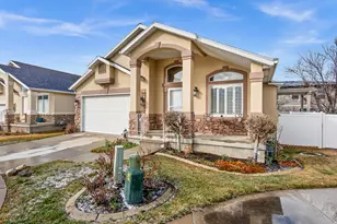 7432 S Green Berry Ct E, Midvale, UT 84047 - Photo 2