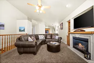 7432 S Green Berry Ct E, Midvale, UT 84047 - Photo 4