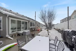 9701 N Ox Bridge St E, Eagle Mountain, UT 84005 - Photo 28