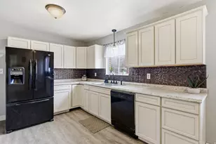 1800 W 1500 N, Vernal, UT 84078 - Photo 8