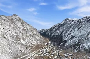 3773 E Quail Hill Ln S, Sandy, UT 84092 - Photo 40