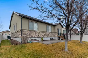 11153 S Village Ln, South Jordan, UT 84095 - Photo 28