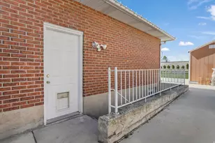 5884 S Jonquil Dr, Taylorsville, UT 84129 - Photo 24