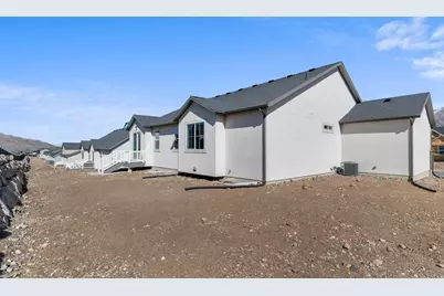 1024 S Tanner Rd, Santaquin, UT 84655 - Photo 2