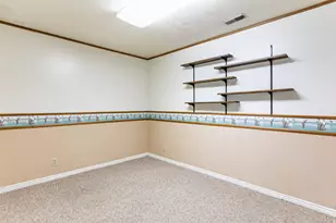 1987 S Mapleview Dr E, Bountiful, UT 84010 - Photo 32