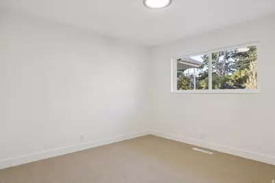 1518 S Canterbury Dr, Salt Lake City, UT 84108 - Photo 20