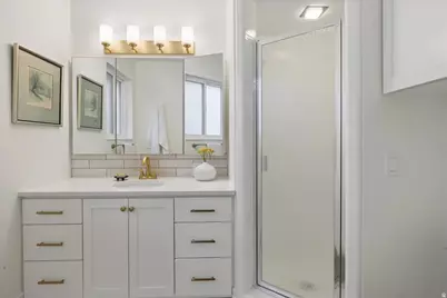 1518 S Canterbury Dr, Salt Lake City, UT 84108 - Photo 18