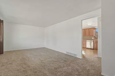 6618 S Dixie Dr, West Jordan, UT 84084 - Photo 4