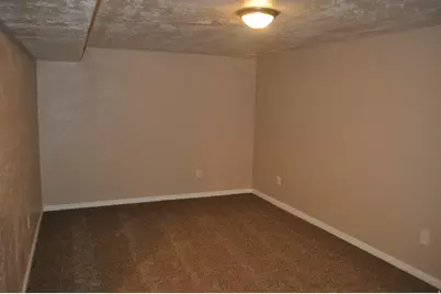 332 W Harvard Dr, Midvale, UT 84047 - Photo 26