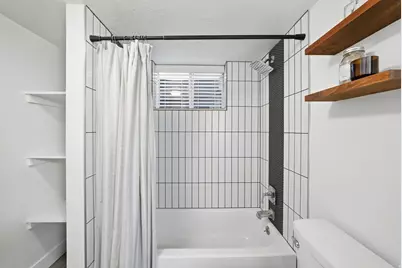 8583 S Harvard Park Dr, Sandy, UT 84094 - Photo 24