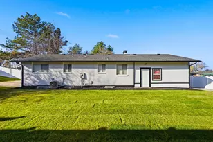 8583 S Harvard Park Dr, Sandy, UT 84094 - Photo 38