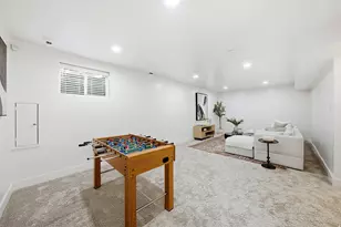 8583 S Harvard Park Dr, Sandy, UT 84094 - Photo 20