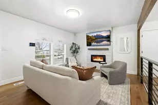 8583 S Harvard Park Dr, Sandy, UT 84094 - Photo 6