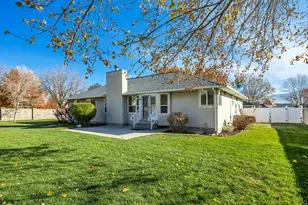 9414 S 1980 W, South Jordan, UT 84095 - Photo 4