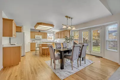 9414 S 1980 W, South Jordan, UT 84095 - Photo 14