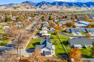 98 W 400 S, Smithfield, UT 84335 - Photo 14