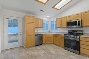 5444 S 4050 W, Roy, UT 84067 - Photo 10