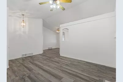 5444 S 4050 W, Roy, UT 84067 - Photo 6