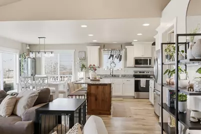 555 N 750 E, Hyde Park, UT 84318 - Photo 6