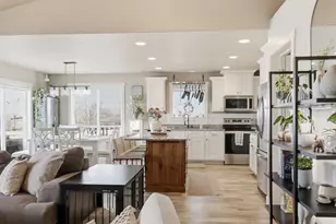 555 N 750 E, Hyde Park, UT 84318 - Photo 6