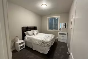 555 N 750 E, Hyde Park, UT 84318 - Photo 32