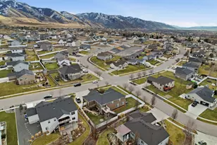 555 N 750 E, Hyde Park, UT 84318 - Photo 46