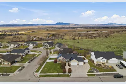 555 N 750 E, Hyde Park, UT 84318 - Photo 50