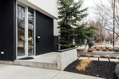 610 S 400 E, Salt Lake City, UT 84111 - Photo 4