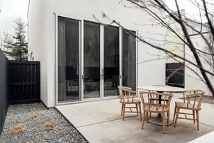 610 S 400 E, Salt Lake City, UT 84111 - Photo 14