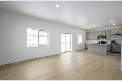 1636 W Blue Flax Dr #1527, Saratoga Springs, UT 84045 - Photo 4