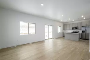 1636 W Blue Flax Dr, Saratoga Springs, UT 84045 - Photo 4