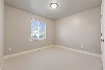2353 S Alaska Ave, Provo, UT 84606 - Photo 22